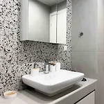 Апартаменты Avra Hospitality, Cozy Studio, Center
